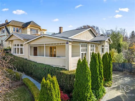 newstead real estate for sale.